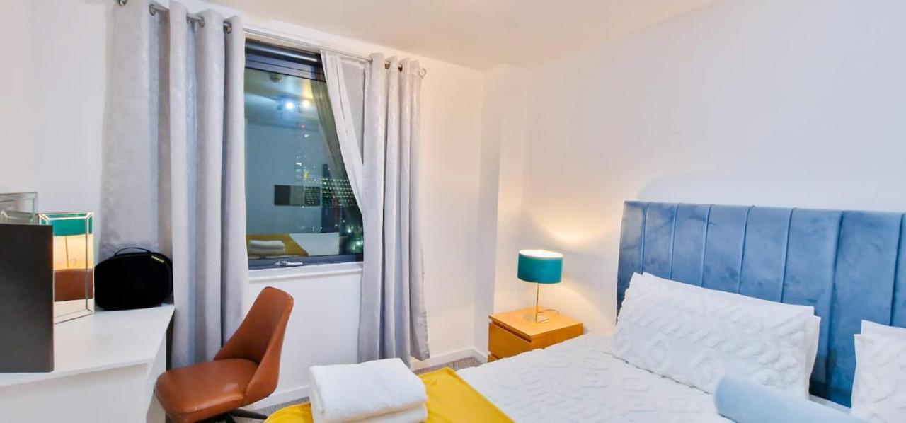 Lovely 2-Bedroom Apartment, Free Parking Манчестер Екстер'єр фото
